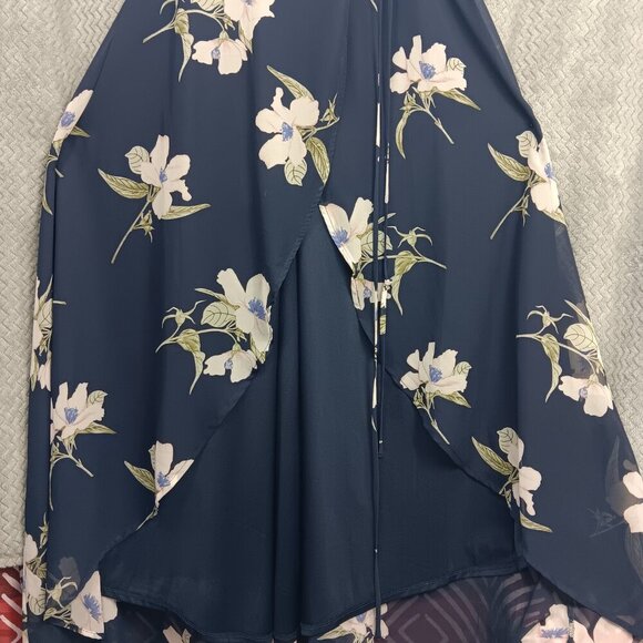 LULUS All Mine Navy Blue Floral PrintHigh-Low Wrap Dress size M Resort Vacation - Picture 9 of 10